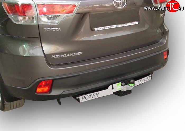 11 249 р. Фаркоп Лидер Плюс (с нержавеющей пластиной). Toyota Highlander XU50 дорестайлинг (2013-2017) (Без электропакета)  с доставкой в г. Майкоп