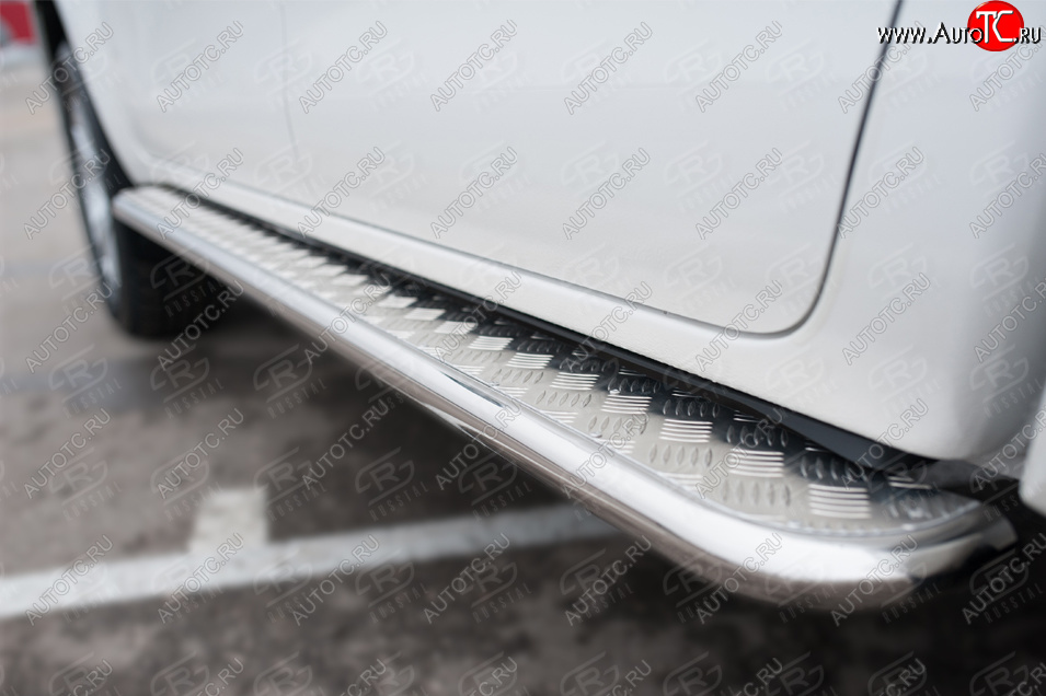 35 949 р. Порожки для ног SLITKOFF (Ø42 мм)  Toyota Hilux  AN120 (2020-2025) 2-ой рестайлинг (Лист - нержавейка, профиль - нержавейка)  с доставкой в г. Майкоп