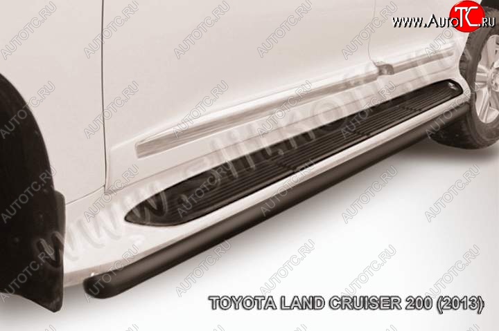 11 999 р. Защита штатного порога d57 Toyota Land Cruiser 200 1-ый рестайлинг (2012-2015) (Цвет: серебристый)  с доставкой в г. Майкоп
