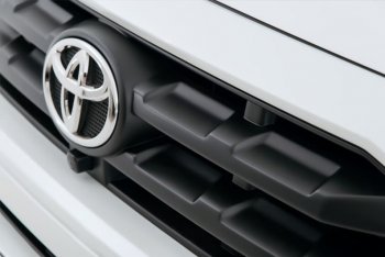 54 999 р. Бампер передний THOR Toyota Land Cruiser 200 2-ой рестайлинг (2015-2021) (Неокрашенный)  с доставкой в г. Майкоп. Увеличить фотографию 2