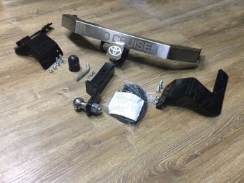 Фаркоп (тягово-сцепное устройство) TCC (TRD, надпись Land Cruiser) Toyota Land Cruiser 200 2-ой рестайлинг (2015-2021) (Оцинкованный, шар E - оцинкованный)