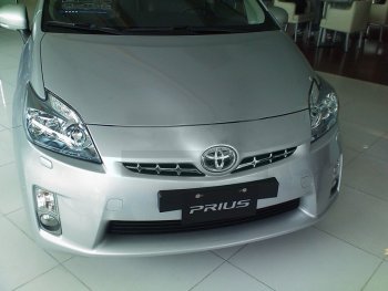 1 479 р. Декоративные элементы решетки радиатора SAT  Toyota Prius  XW30 (2009-2011) дорестайлинг (Хром)  с доставкой в г. Майкоп. Увеличить фотографию 2