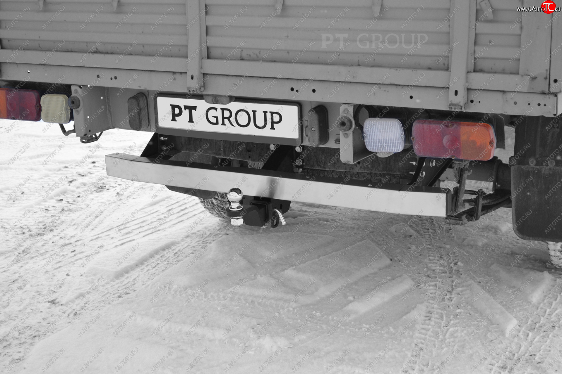 20 199 р. Фаркоп PT GROUP /съемный квадрат/ с НЕРЖ накладкой UAZ Pickup 2008- / UAZ Profi 2017- (стандартн.) Уаз Патриот 23632 2-ой рестайлинг пикап (2016-2025)  с доставкой в г. Майкоп