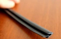 Уплотнитель накладок кузова RA без клеевой основы 