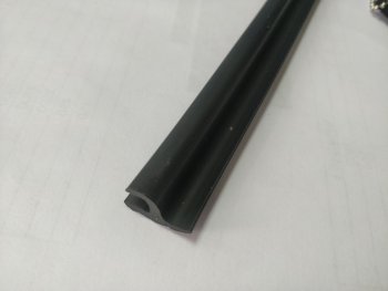 319 р. Универсальный уплотнитель FlexLine (16 mm U-LIP с хром полосой, 1 погонный метр) Opel Astra H универсал рестайлинг (2007-2015)  с доставкой в г. Майкоп. Увеличить фотографию 3