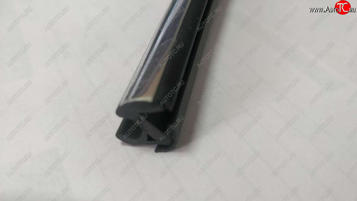 109 р. Универсальный уплотнитель FlexLine (8 mm U-LIP 2 лепестка, хромированная полоса, 1 погонный метр) KIA Optima 2 MG седан (2005-2010)  с доставкой в г. Майкоп
