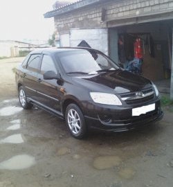 2 749 р. Накладка Sport-Style на передний бампер  Лада Гранта  2190 (2011-2017) седан дорестайлинг (Неокрашенная)  с доставкой в г. Майкоп. Увеличить фотографию 3