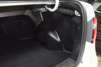 4 219 р. Накладки на арки багажника с ремнем Petroil Tuning Лада Веста 2180 седан дорестайлинг (2015-2023)  с доставкой в г. Майкоп. Увеличить фотографию 2