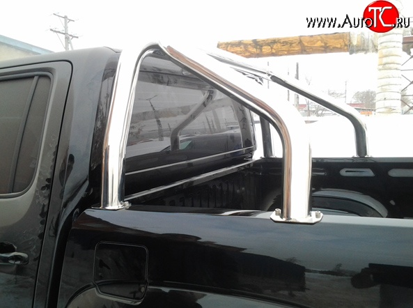 29 749 р. Дуга в багажник d76 мм Металл Дизайн Volkswagen Amarok дорестайлинг (2009-2016) (полированная нержавейка)  с доставкой в г. Майкоп