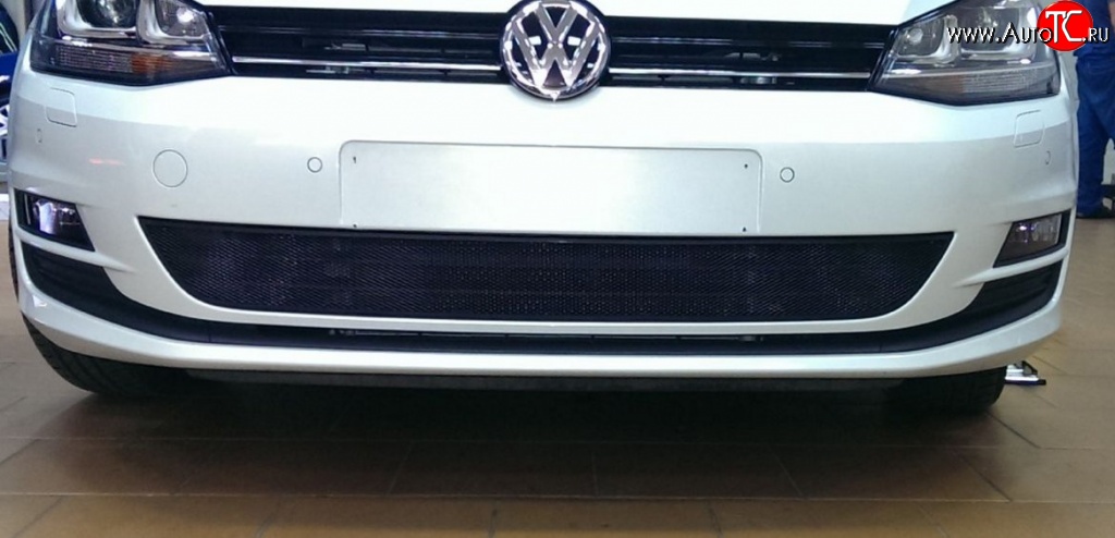 683 р. Сетка на бампер Novline Volkswagen Golf 7 дорестайлинг, хэтчбэк 5 дв. (2012-2017)  с доставкой в г. Майкоп