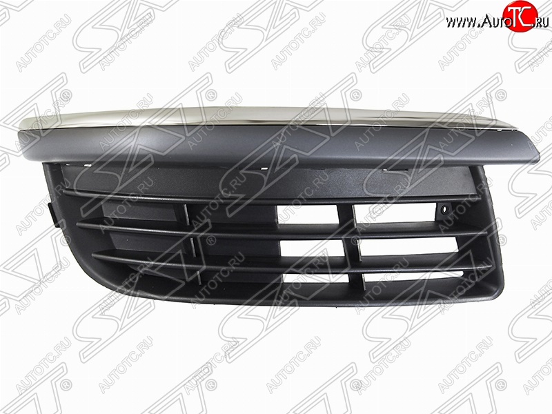 1 069 р. Правая Заглушка в бампер под ПТФ (c хром молдингом) SAT Volkswagen Jetta A5 седан (2005-2011)  с доставкой в г. Майкоп