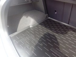 1 379 р. Коврик в багажник Aileron Volkswagen Tiguan Mk2 дорестайлинг (2016-2020)  с доставкой в г. Майкоп. Увеличить фотографию 2