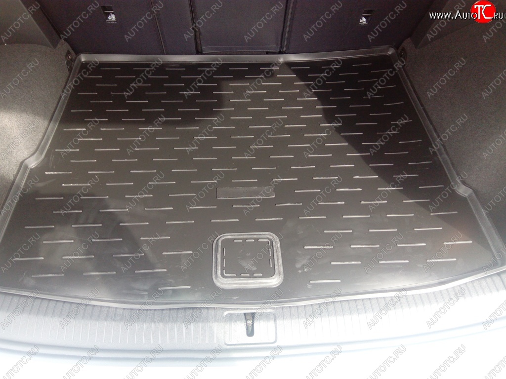 1 379 р. Коврик в багажник Aileron Volkswagen Tiguan Mk2 дорестайлинг (2016-2020)  с доставкой в г. Майкоп