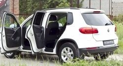 2 199 р. Накладки порожков салона RA Volkswagen Tiguan NF рестайлинг (2011-2017) (Комплект (передние+задние))  с доставкой в г. Майкоп. Увеличить фотографию 2
